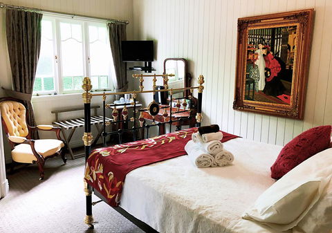 Number 12 B&B - Mackay Tourism 3