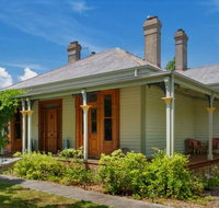 Oakdene Heritage Accommodation - Mackay Tourism