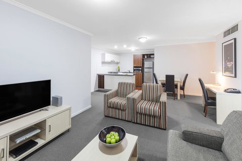 Oaks Brisbane Lexicon Suites - Mackay Tourism 1
