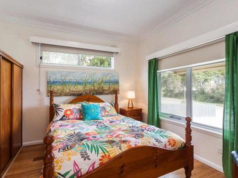 OCEAN SOUNDS - Anglesea - Mackay Tourism 3