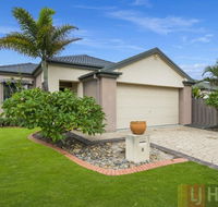 Oceania Beach Paradise - Mackay Tourism