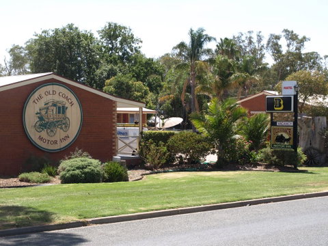 Old Coach Motor Inn Echuca - Mackay Tourism 0