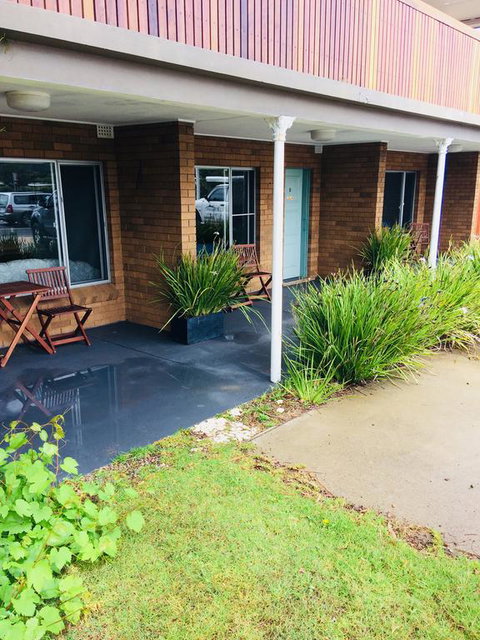 Olympic Lodge Narooma - Mackay Tourism 3