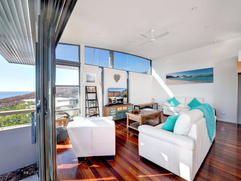 One Mile Cl, Townhouse 22, 26, The Deckhouse - Mackay Tourism 2