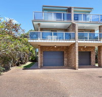 One Street from Main Beach - Mackay Tourism