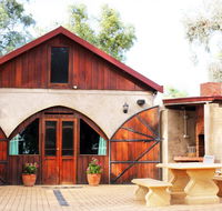 Outback Cellar  Country Cottage - Mackay Tourism