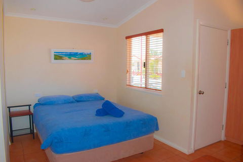 Outback Oasis Caravan Park - Mackay Tourism 2