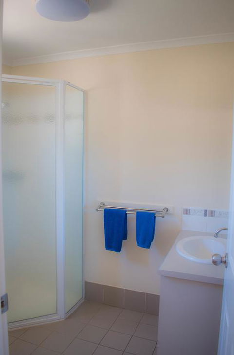 Outback Oasis Caravan Park - Mackay Tourism 3