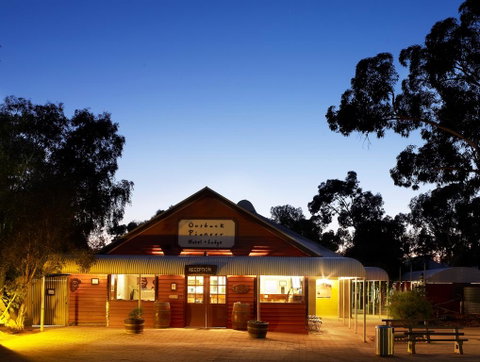Outback Pioneer Hotel - Mackay Tourism 0