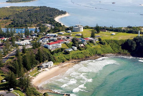 Pacific Hotel Yamba - Mackay Tourism 0