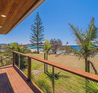 Pacifica 1 - On the beach at Brooms Head - Mackay Tourism