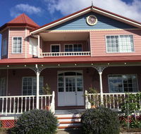 Painted Lady Bed  Breakfast - Mackay Tourism