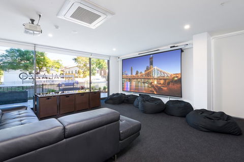 Palazzo Brisbane - Mackay Tourism 2