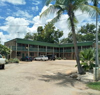 Palm Court Backpackers - Mackay Tourism