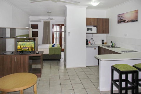 Palm Cove Beach Retreat - Mackay Tourism 2