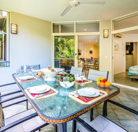 Palm Cove Holiday Apartment - Mackay Tourism