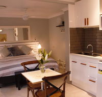 Paperbark Bed  Breakfast - Mackay Tourism