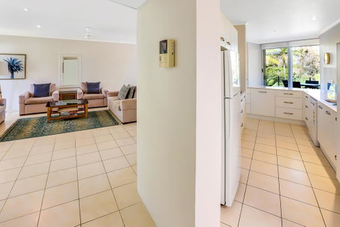 Paringa  -  Private Beachfront Apartments - Mackay Tourism 2