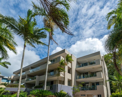 Paringa  -  Private Beachfront Apartments - Mackay Tourism 0