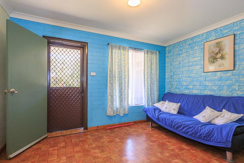 Peaceful Bay Chalet 9 - Mackay Tourism 2