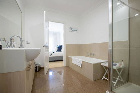 Peaceful Designer 2BR@ReserveStyle Mill Park - Mackay Tourism 3
