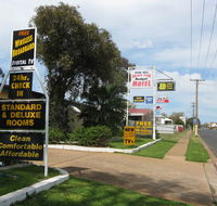 Peak Hill Golden Peak Budget Motel - Mackay Tourism