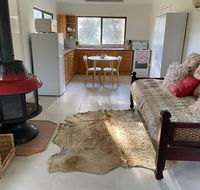 Pear Tree Cottage at Amiens - Mackay Tourism