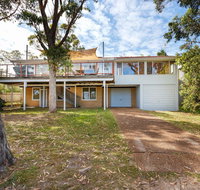 Pet Friendly 4 Bedroom Holiday Home - River Views - Mackay Tourism