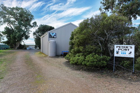 Peter's Port - Mackay Tourism 1