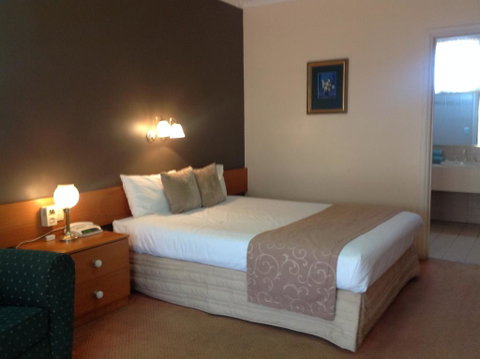 Philadelphia Motor Inn - Mackay Tourism 2