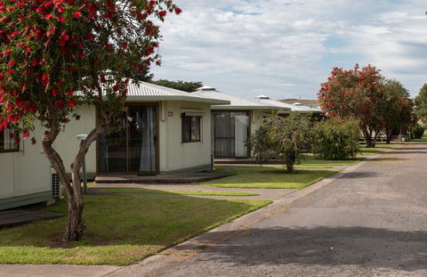 Pine Country Caravan Park - Mackay Tourism 2