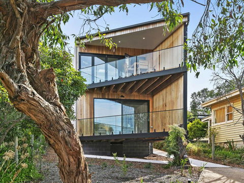 POINT BREAK , NEW LISTING 2019,  - Mackay Tourism 0