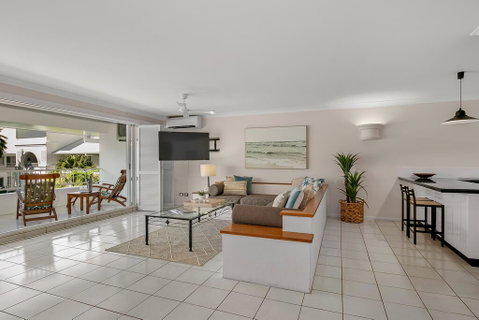 Poolside Apt In Alamanda Beachfront Resort (88) - Mackay Tourism 3