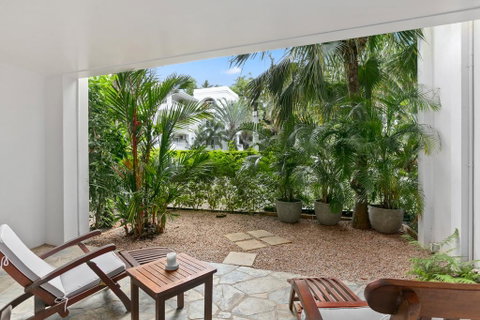 Poolside Apt. In Alamanda Beachfront Resort (41) - Mackay Tourism 3