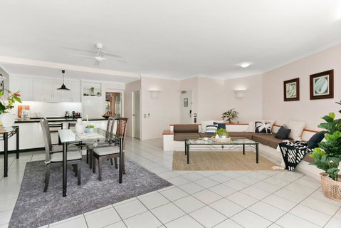 Poolside Apt. In Alamanda Beachfront Resort (54) - Mackay Tourism 3