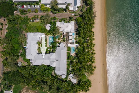 Poolside Apt. In Alamanda Beachfront Resort (56) - Mackay Tourism 1