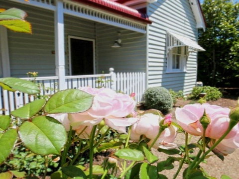 Poppy Cottage-delightful Pet Friendly Weatherboard - Mackay Tourism 1
