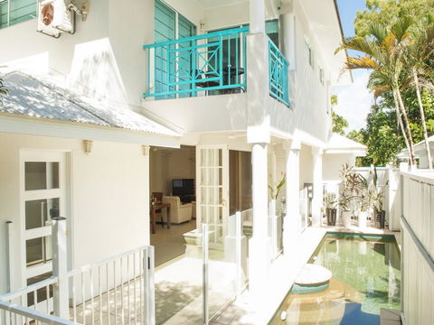 Port Douglas Paradise - Beach Villa - Mackay Tourism 3