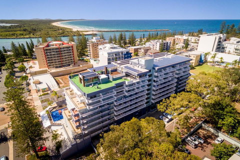 Port Pacific Resort - Mackay Tourism 3