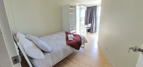 Private Modern Room - Plaza Building- In City Centre! - Mackay Tourism 0