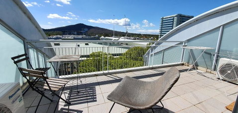 Private Modern Room - Plaza Building- In City Centre! - Mackay Tourism 1