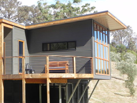 Queenstown Retreat B&B - Mackay Tourism 0