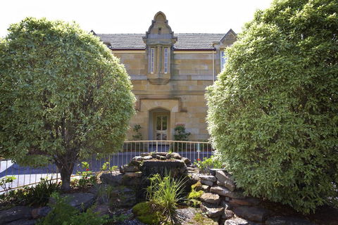 Quest Trinity House - Mackay Tourism 0