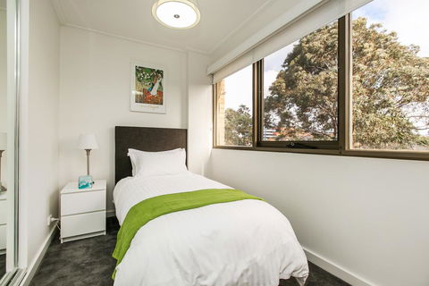 Quiet Comfort In South Yarra - Mackay Tourism 1