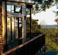 Rainforest Gardens - Luxury Hillside Chalets with Views to Bay  Islands - Mackay Tourism