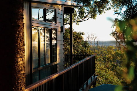 Rainforest Gardens - Luxury Hillside Chalets With Views To Bay & Islands - Mackay Tourism 0