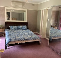 Rebecca self service guest house walk to La Trobe Uni - Mackay Tourism