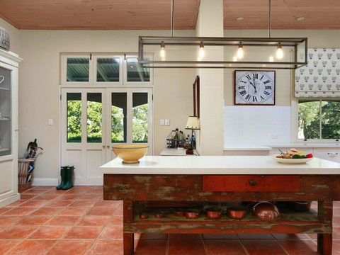 Redcourt - Est 1904: Southern Highlands Elegance - Mackay Tourism 3