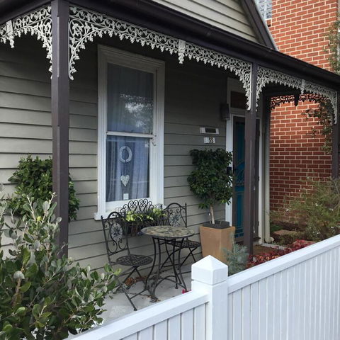 Redruth Cottage - Mackay Tourism 1