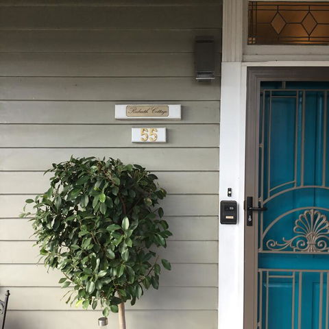 Redruth Cottage - Mackay Tourism 0